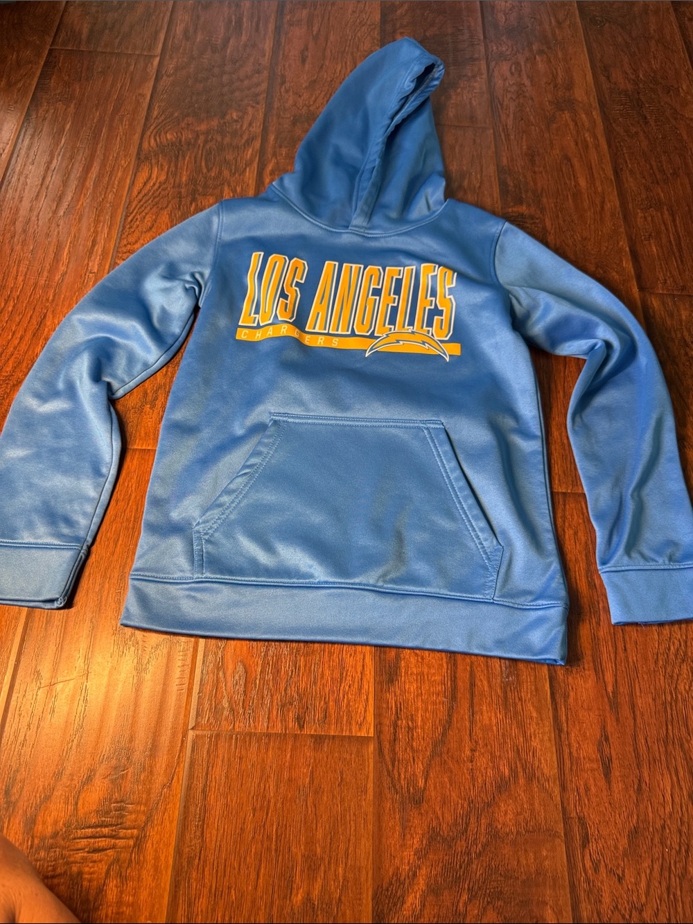 Boys lg size 12/14 Los Angeles Chargers sweat shirt in great condition